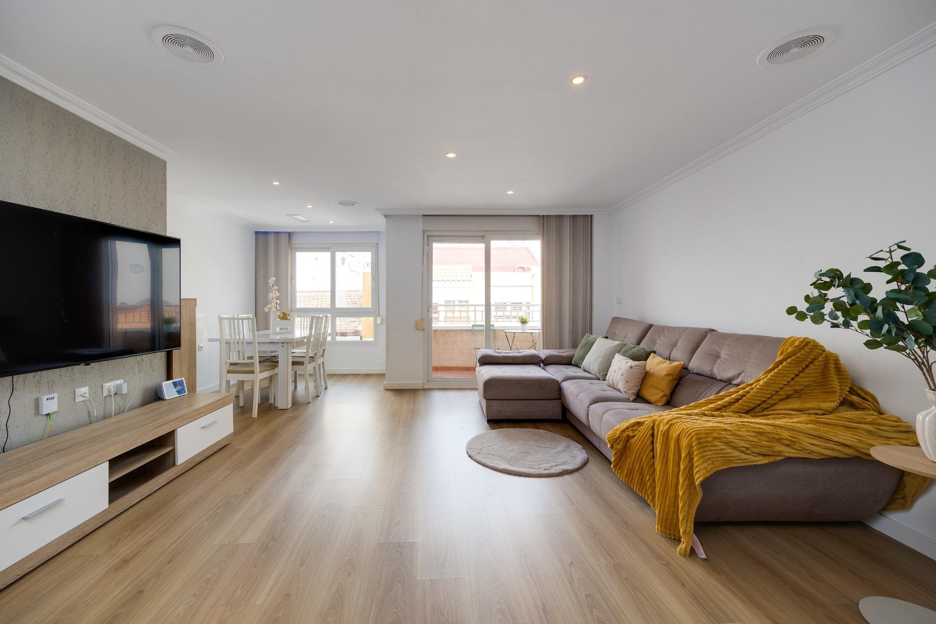 Herverkoop - Appartement -
Torrevieja - Centro