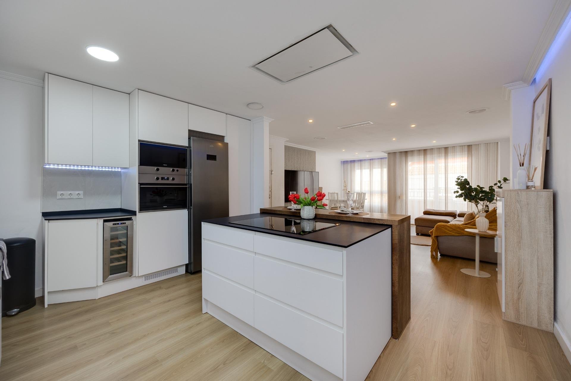 Herverkoop - Appartement -
Torrevieja - Centro