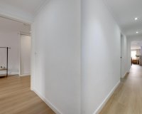 Herverkoop - Appartement -
Torrevieja - Centro