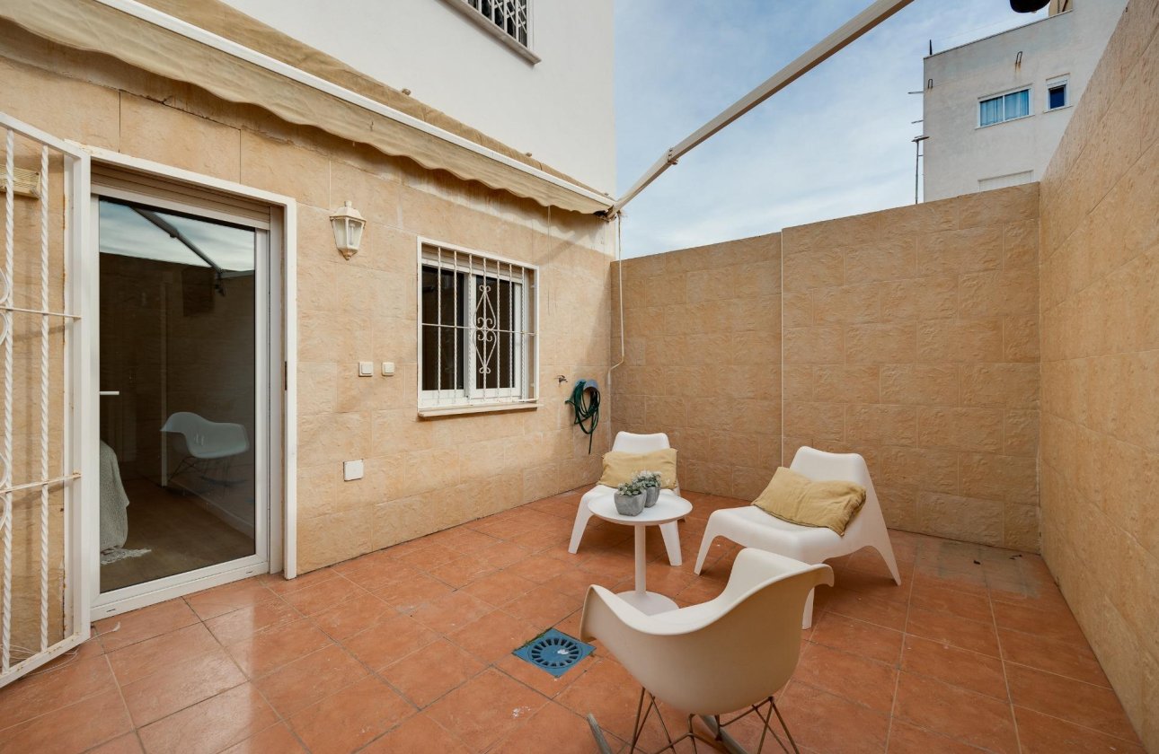 Herverkoop - Appartement -
Torrevieja - Centro