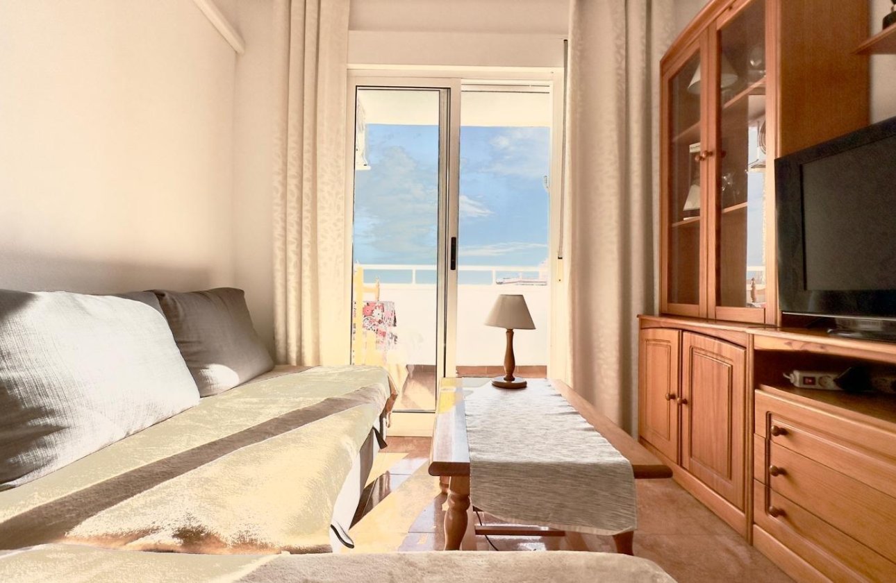 Herverkoop - Appartement -
Torrevieja - Centro