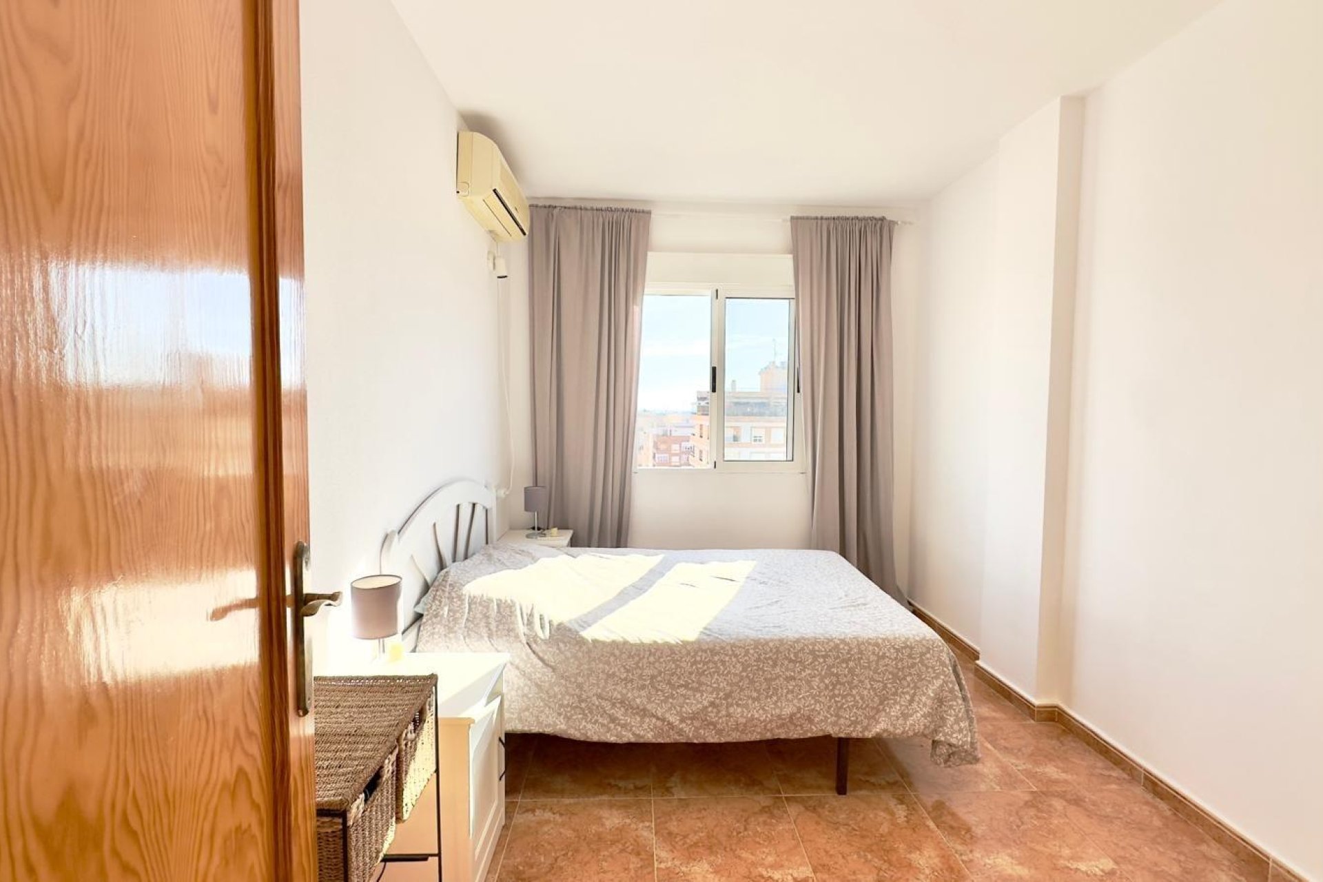 Herverkoop - Appartement -
Torrevieja - Centro