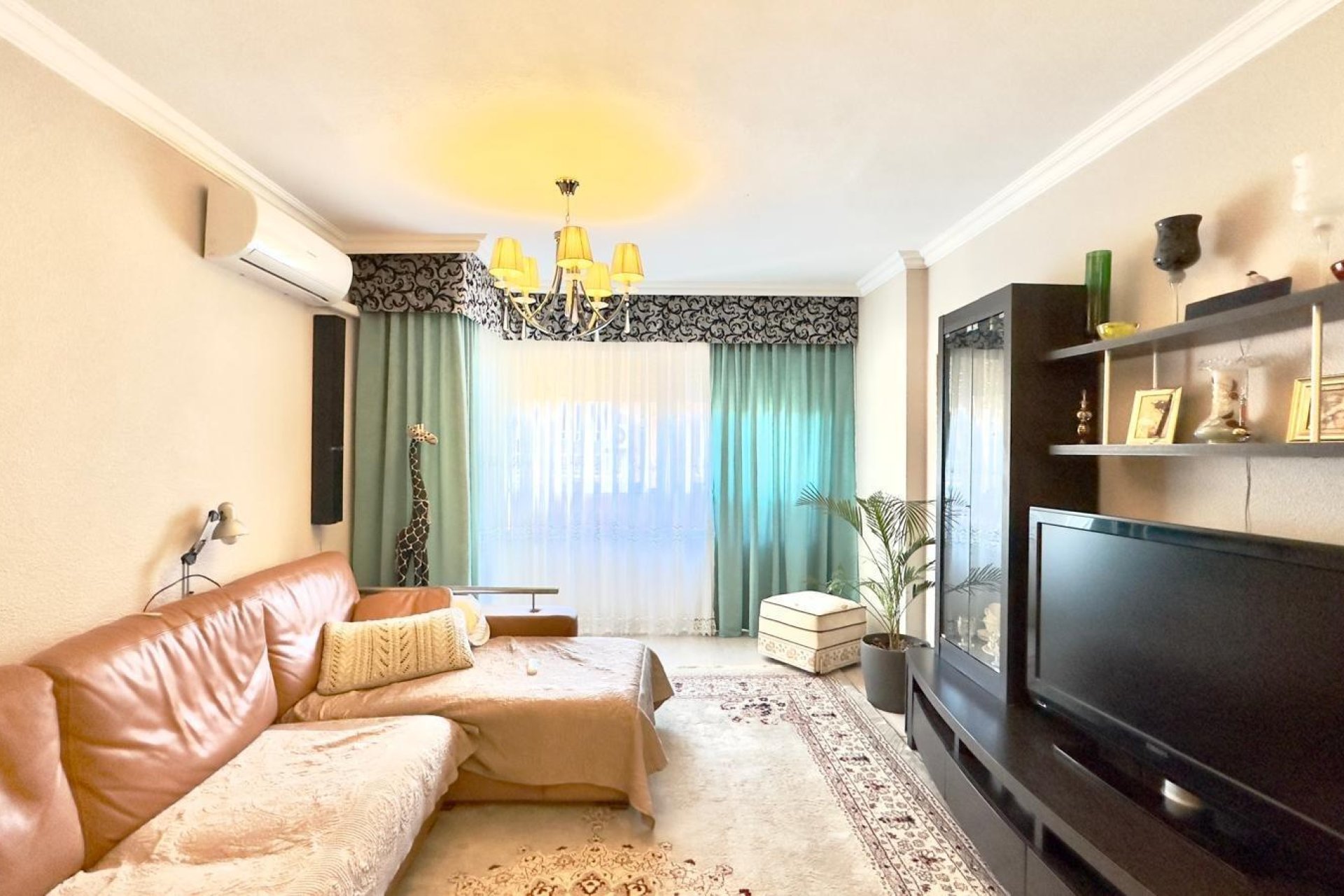 Herverkoop - Appartement -
Torrevieja - Centro