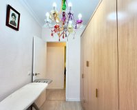 Herverkoop - Appartement -
Torrevieja - Centro