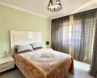 Herverkoop - Appartement -
Torrevieja - Centro