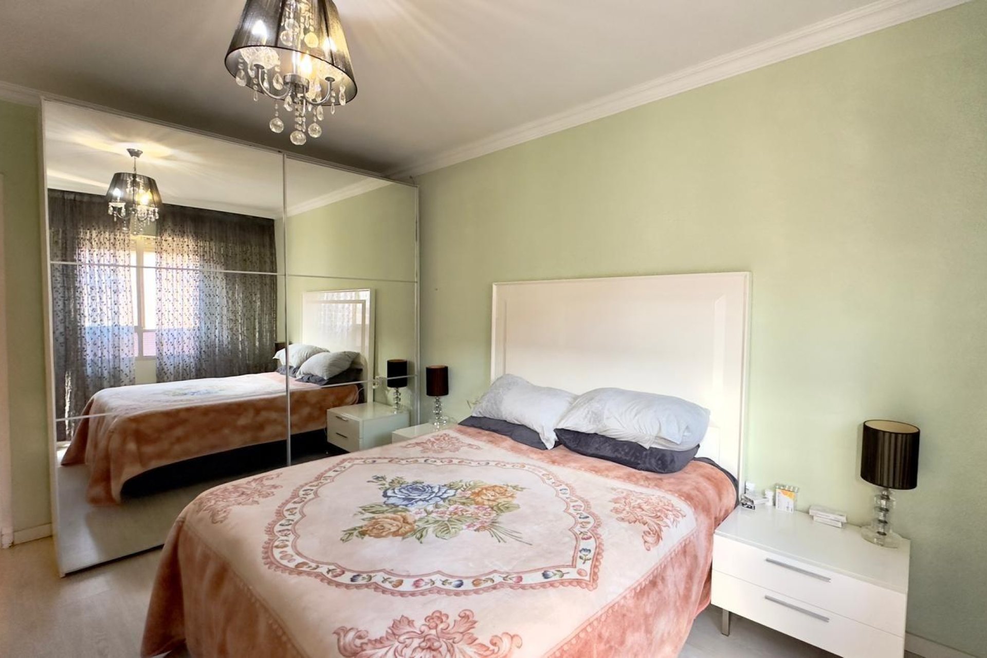 Herverkoop - Appartement -
Torrevieja - Centro