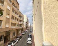 Herverkoop - Appartement -
Torrevieja - Centro