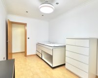 Herverkoop - Appartement -
Torrevieja - Centro