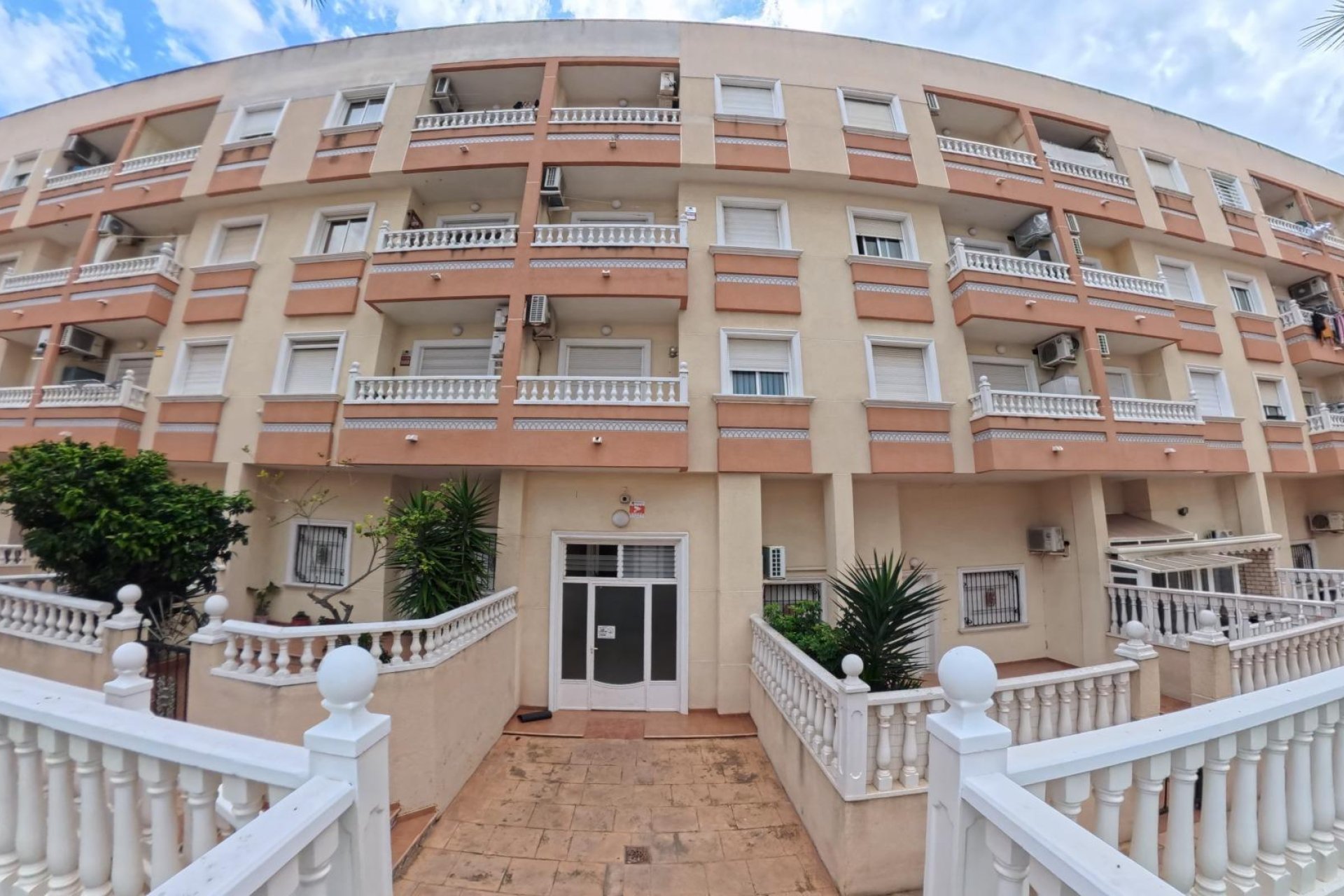 Herverkoop - Appartement -
Torrevieja - Centro