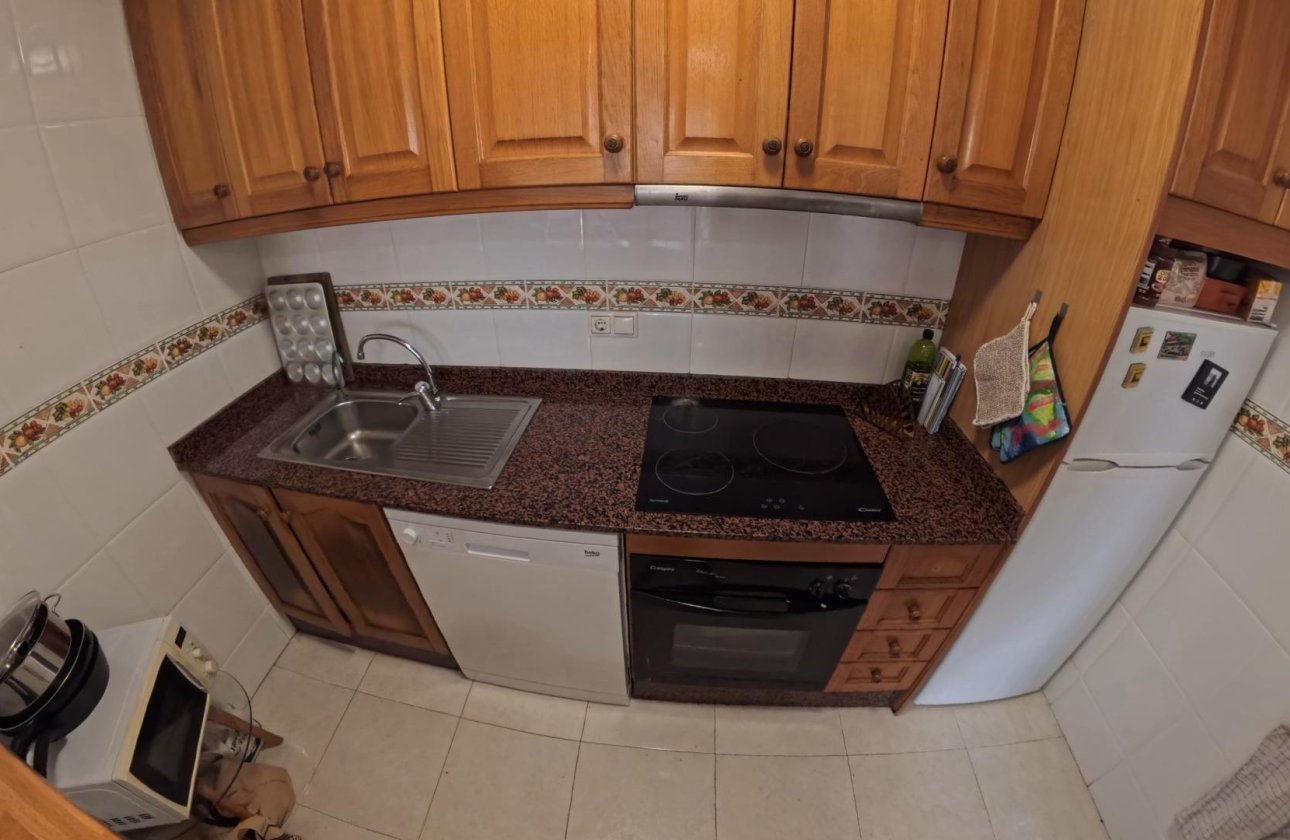 Herverkoop - Appartement -
Torrevieja - Centro