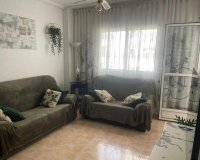 Herverkoop - Appartement -
Torrevieja - Centro