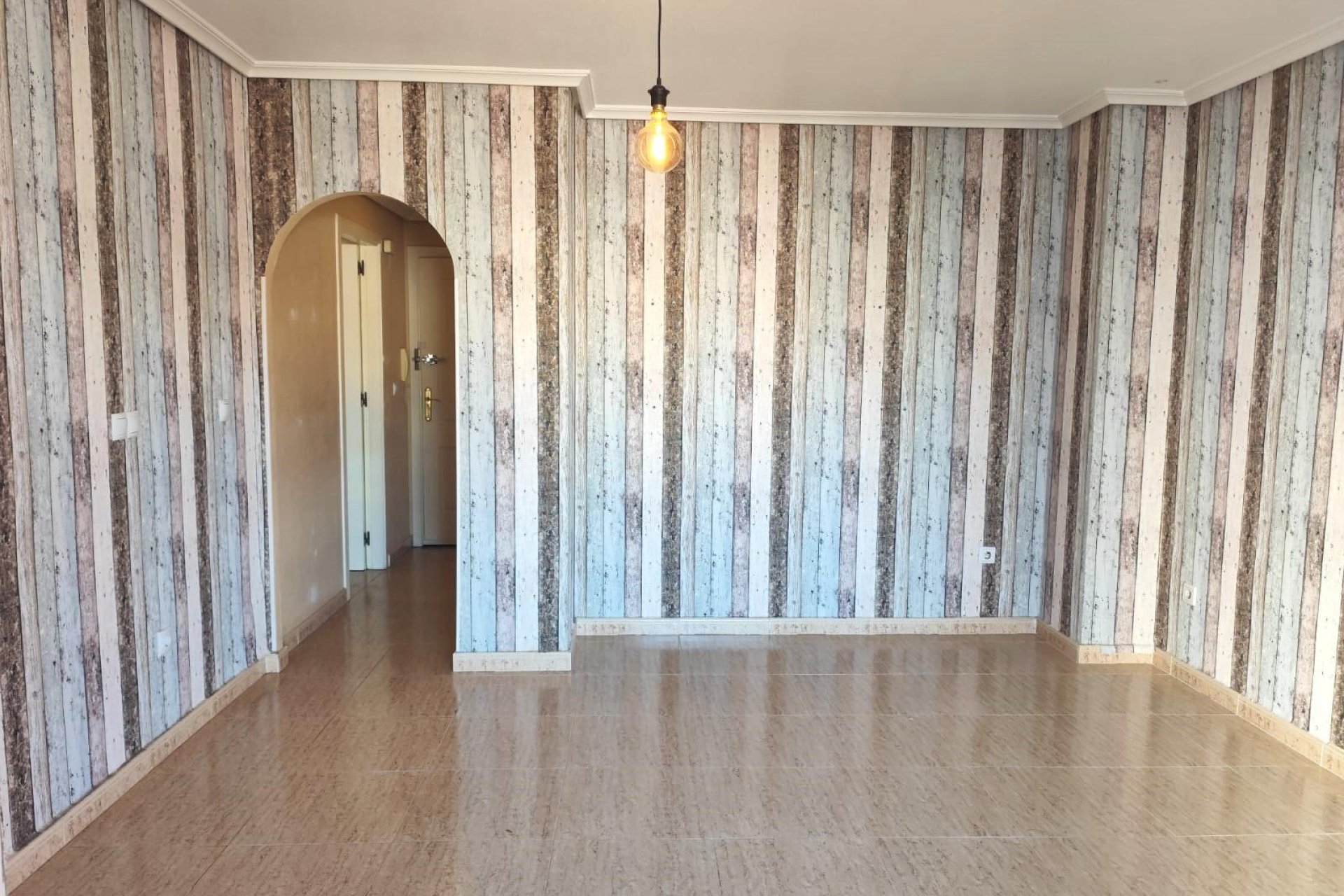 Herverkoop - Appartement -
Torrevieja - Centro