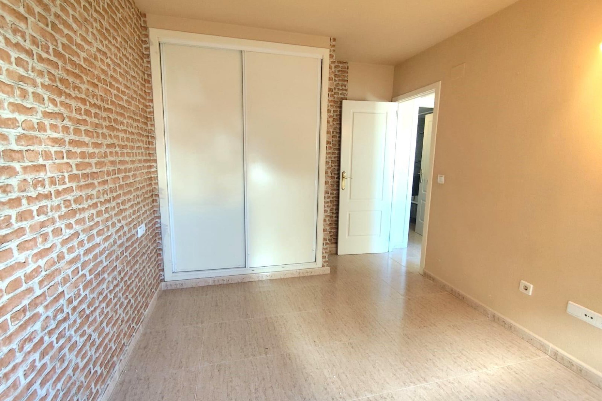 Herverkoop - Appartement -
Torrevieja - Centro