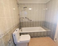 Herverkoop - Appartement -
Torrevieja - Centro