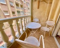 Herverkoop - Appartement -
Torrevieja - Centro