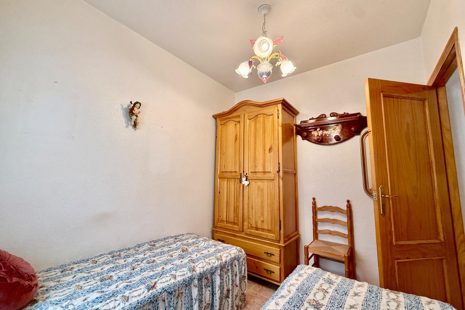 Herverkoop - Appartement -
Torrevieja - Centro