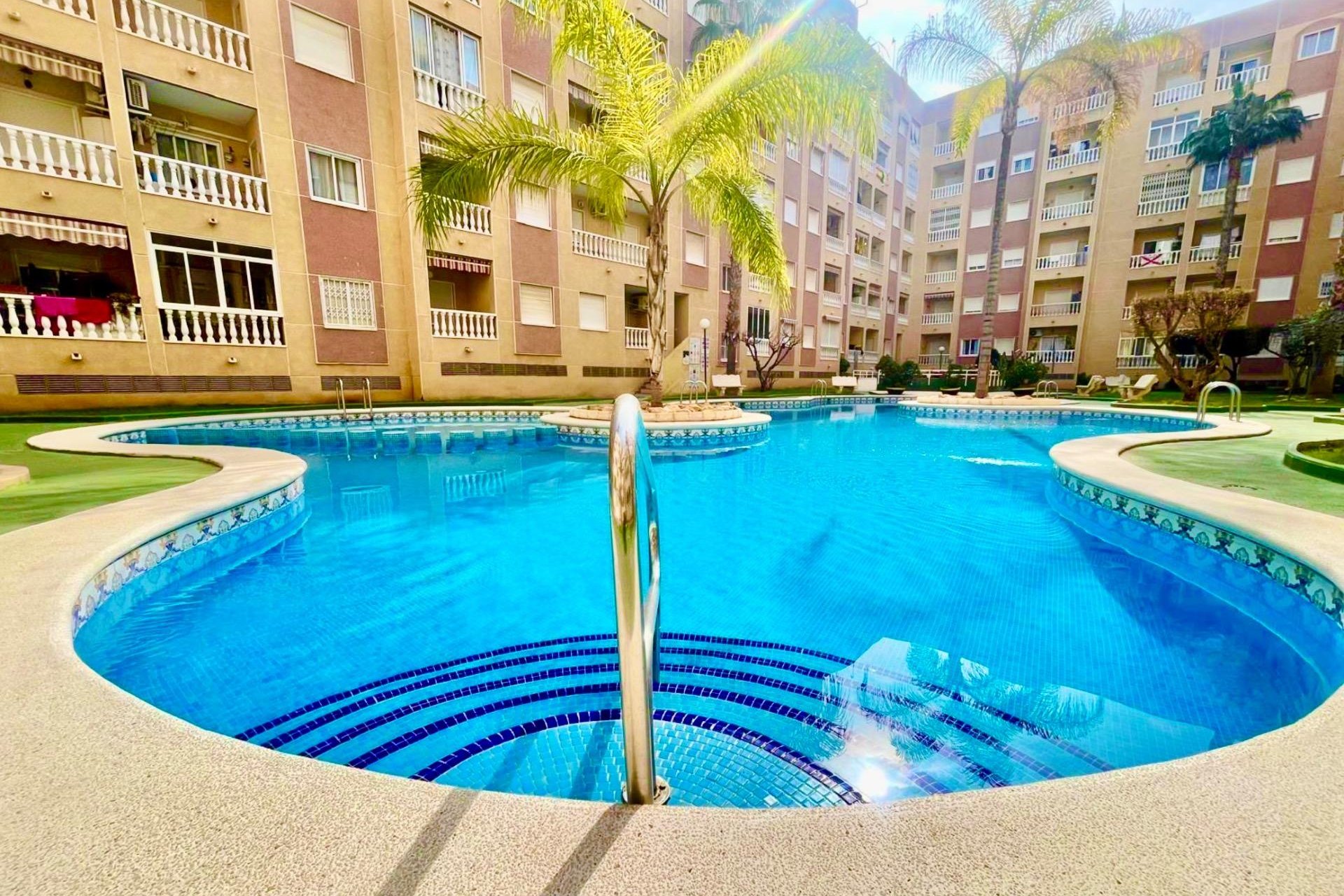 Herverkoop - Appartement -
Torrevieja - Centro