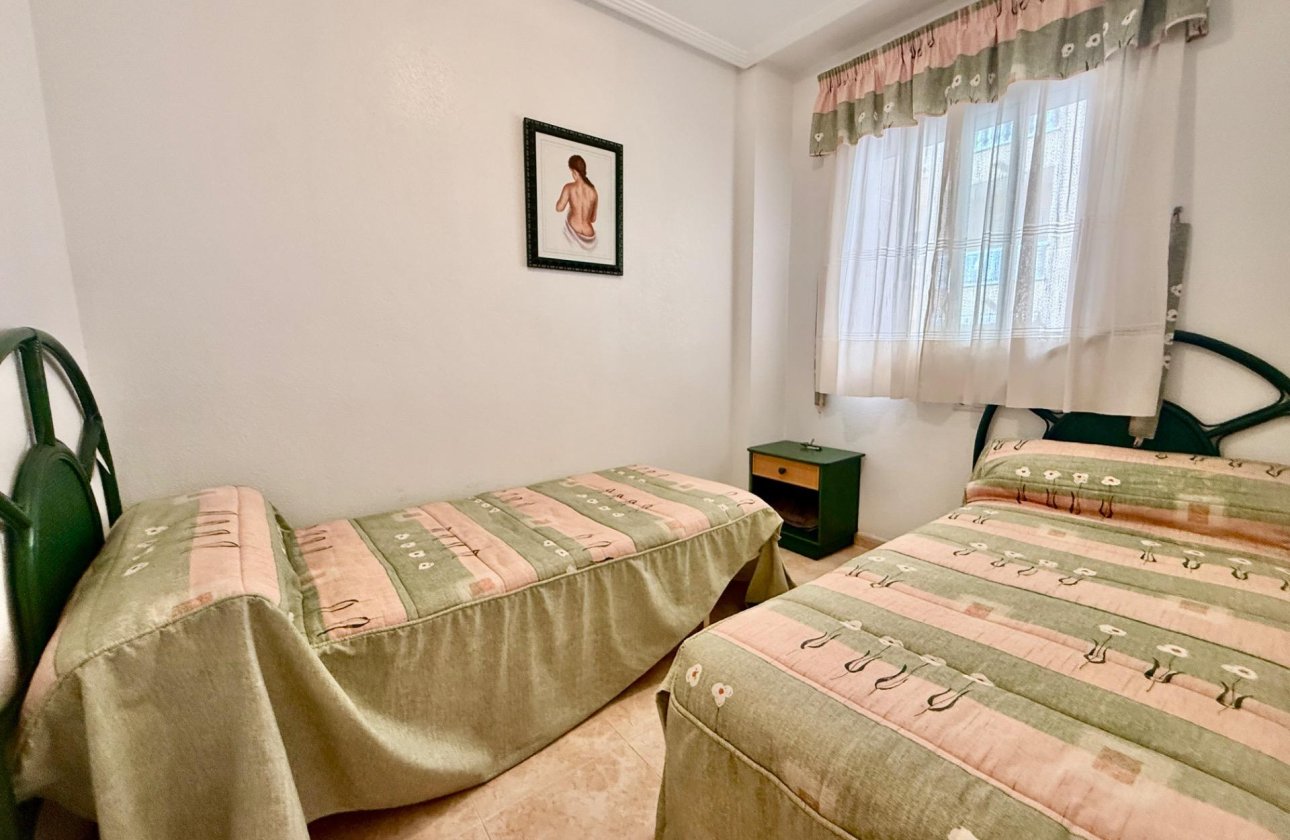 Herverkoop - Appartement -
Torrevieja - Centro