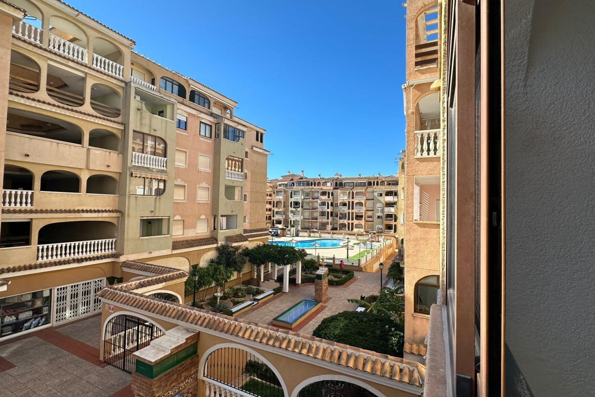 Herverkoop - Appartement -
Torrevieja - Centro