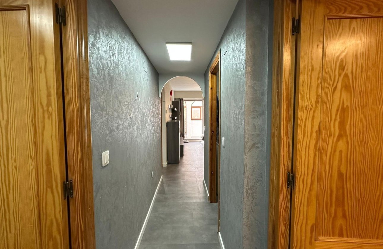 Herverkoop - Appartement -
Torrevieja - Centro