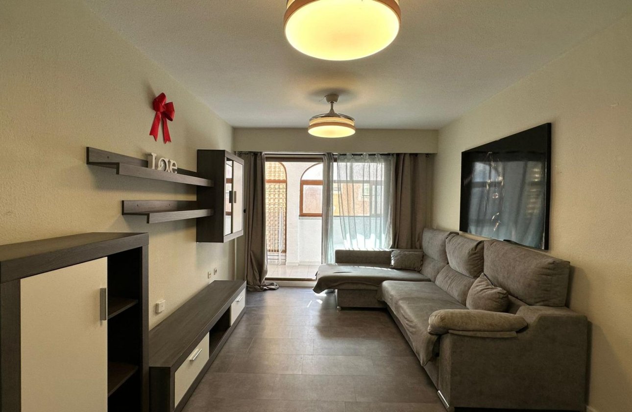 Herverkoop - Appartement -
Torrevieja - Centro