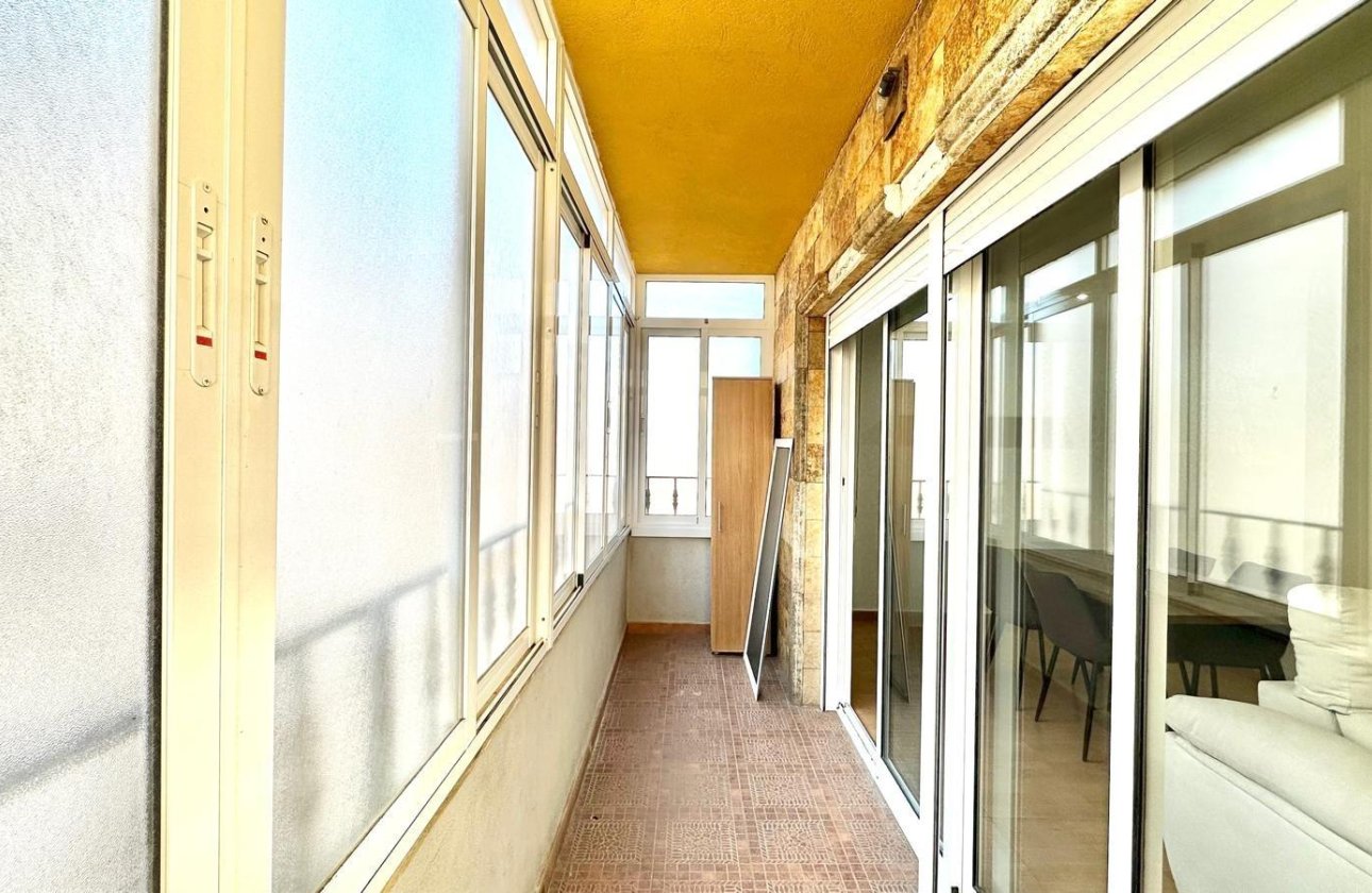 Herverkoop - Appartement -
Torrevieja - Centro