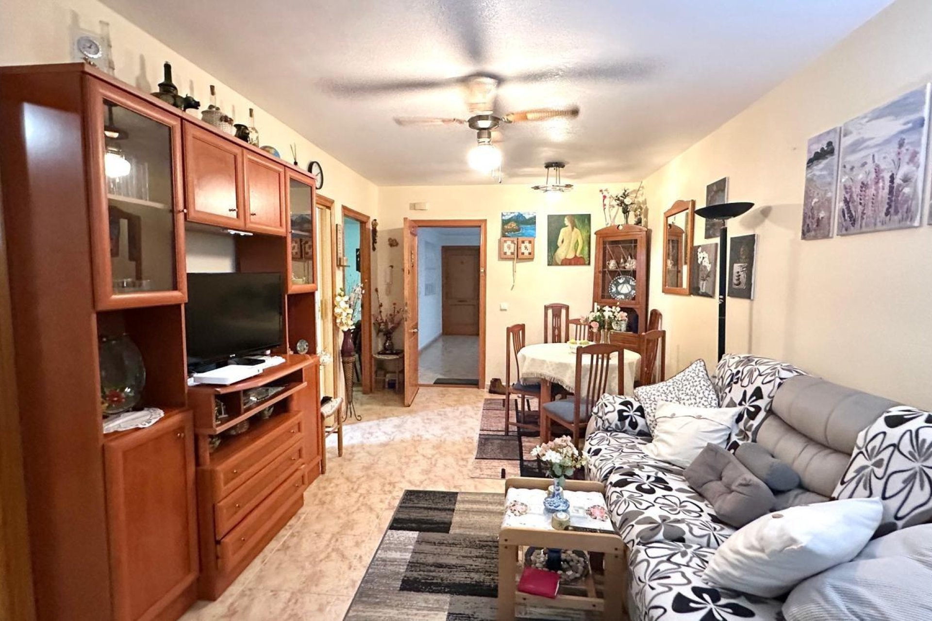 Herverkoop - Appartement -
Torrevieja - Centro