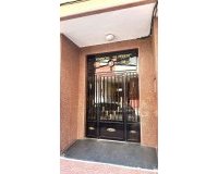 Herverkoop - Appartement -
Torrevieja - Centro