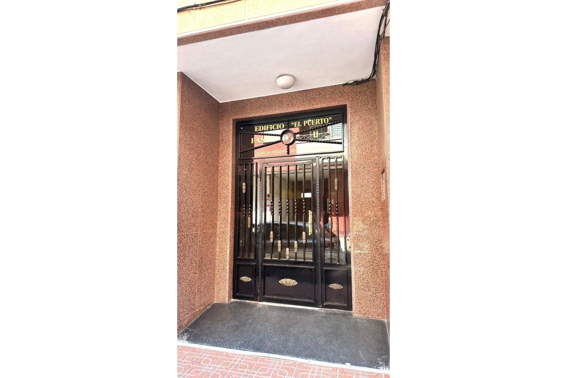 Herverkoop - Appartement -
Torrevieja - Centro