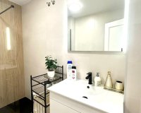 Herverkoop - Appartement -
Torrevieja - Centro