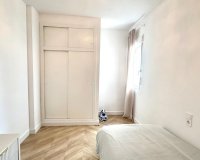 Herverkoop - Appartement -
Torrevieja - Centro