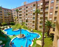 Herverkoop - Appartement -
Torrevieja - Centro
