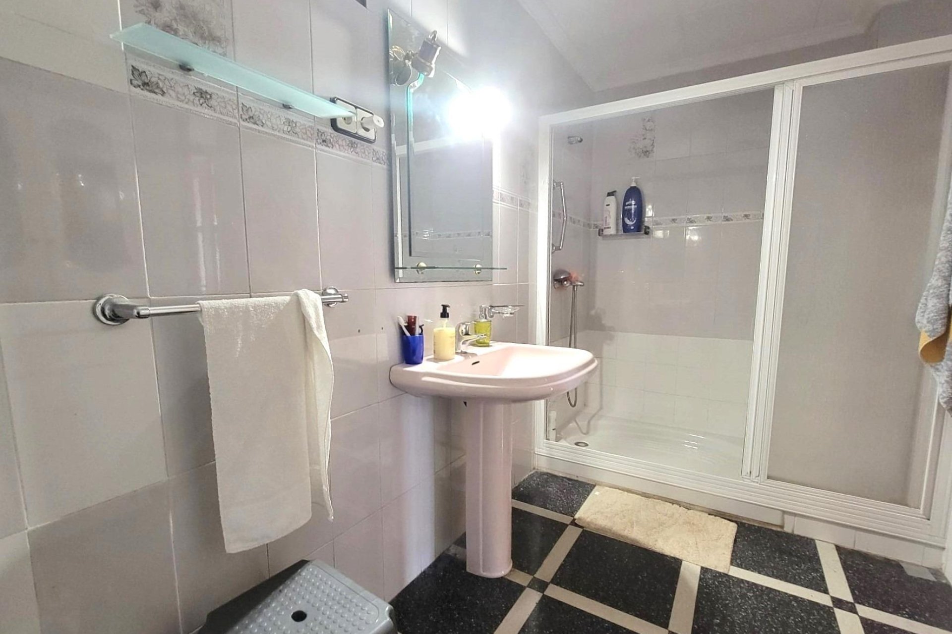 Herverkoop - Appartement -
Torrevieja - Centro