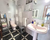 Herverkoop - Appartement -
Torrevieja - Centro