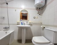 Herverkoop - Appartement -
Torrevieja - Centro