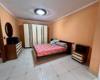 Herverkoop - Appartement -
Torrevieja - Centro