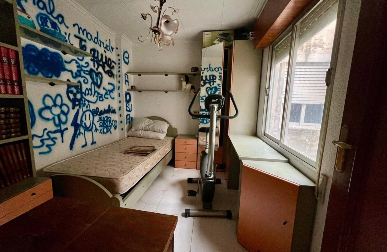 Herverkoop - Appartement -
Torrevieja - Centro