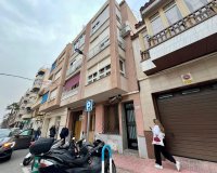 Herverkoop - Appartement -
Torrevieja - Centro