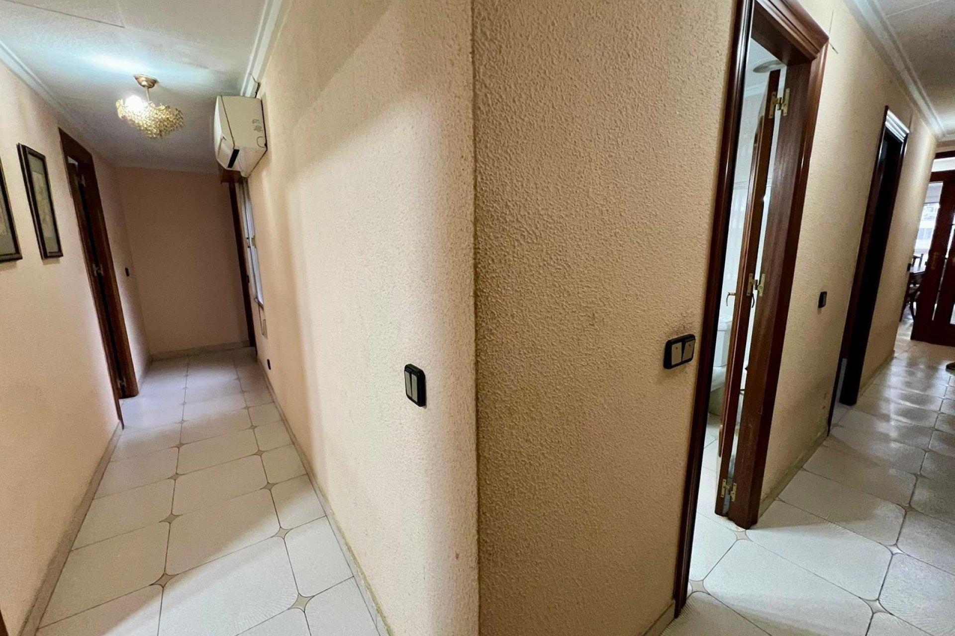 Herverkoop - Appartement -
Torrevieja - Centro