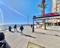 Herverkoop - Appartement -
Torrevieja - Centro