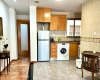 Herverkoop - Appartement -
Torrevieja - Centro