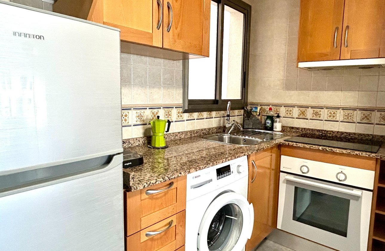 Herverkoop - Appartement -
Torrevieja - Centro