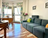 Herverkoop - Appartement -
Torrevieja - Centro