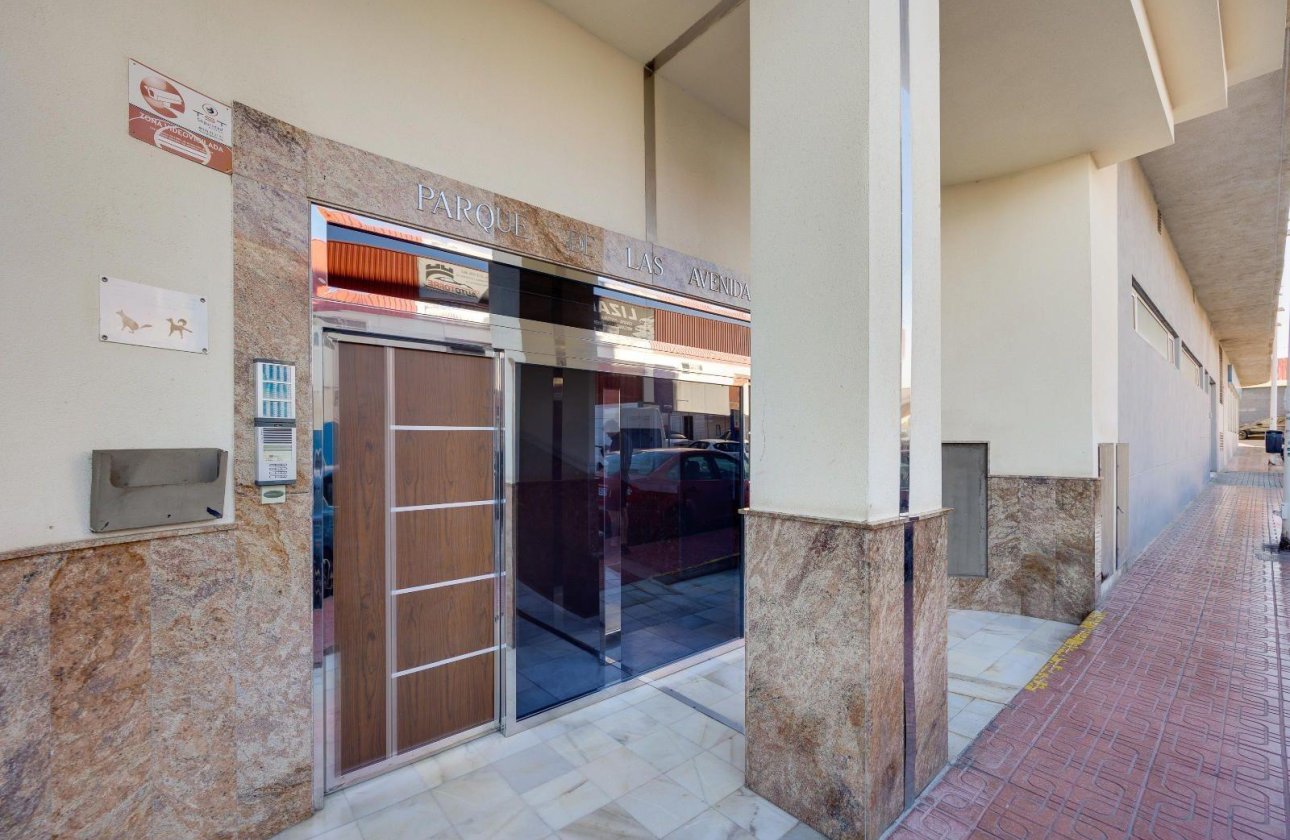 Herverkoop - Appartement -
Torrevieja - Centro