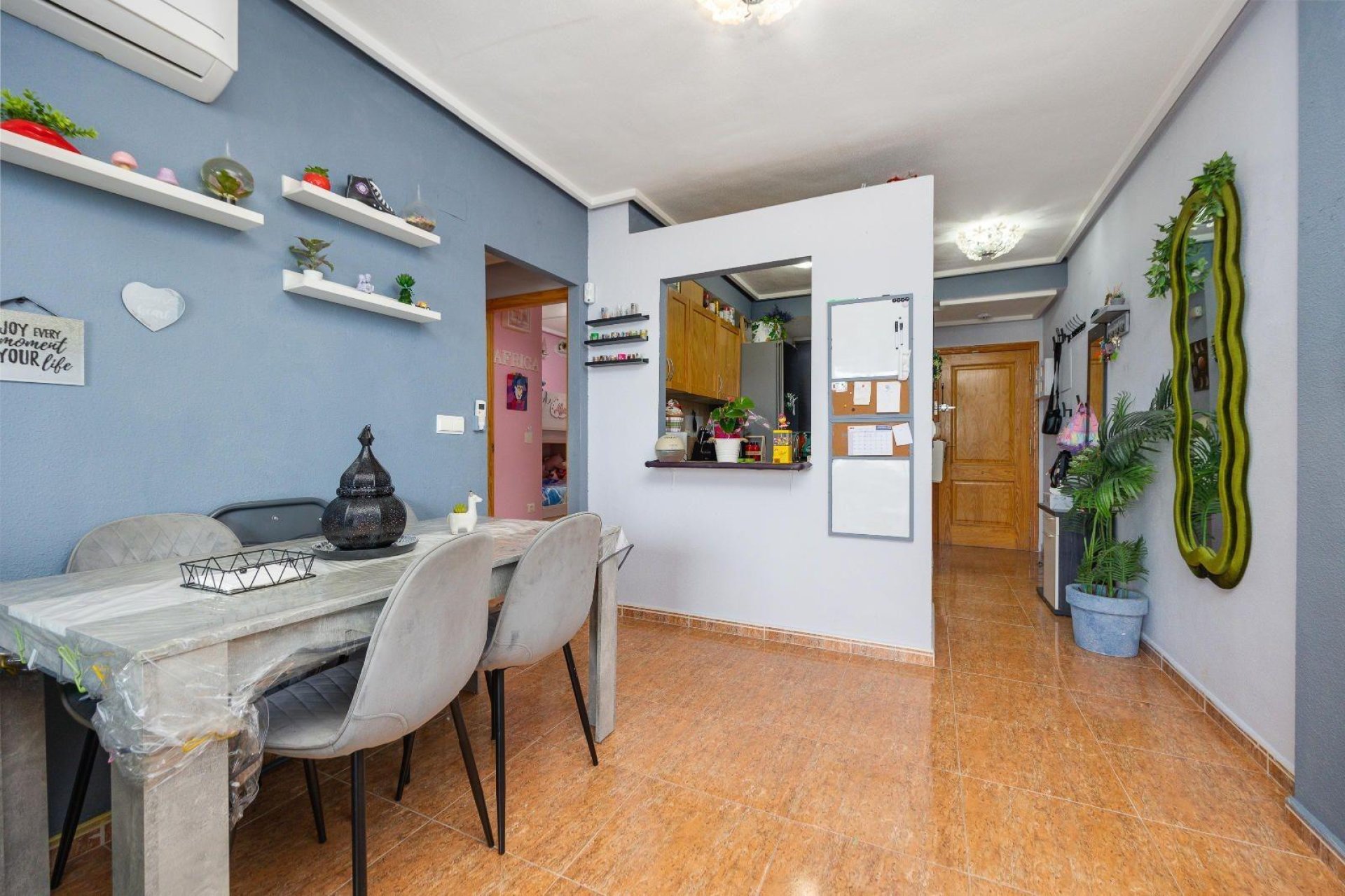 Herverkoop - Appartement -
Torrevieja - Centro