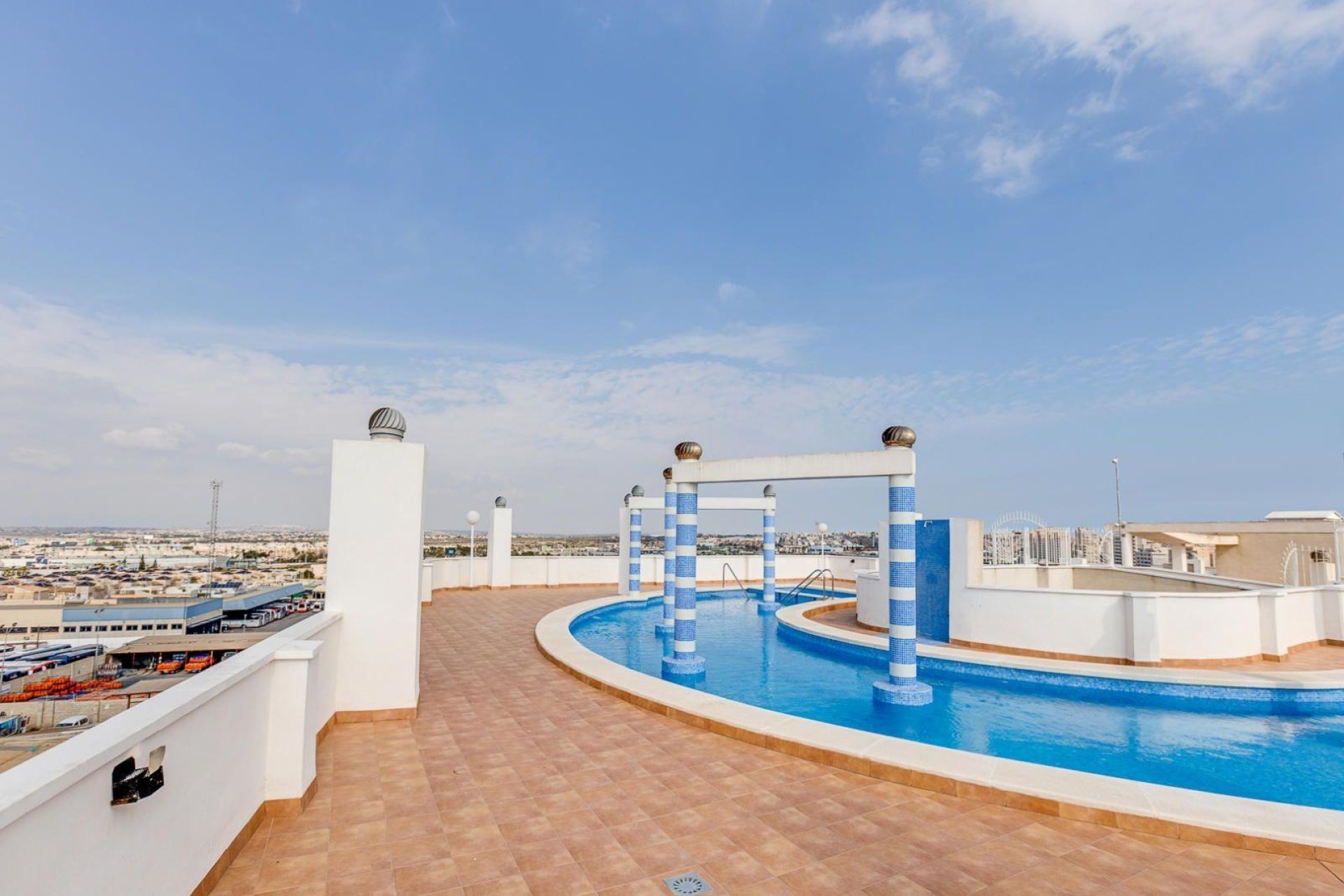Herverkoop - Appartement -
Torrevieja - Centro