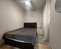 Herverkoop - Appartement -
Torrevieja - Centro