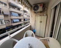 Herverkoop - Appartement -
Torrevieja - Centro