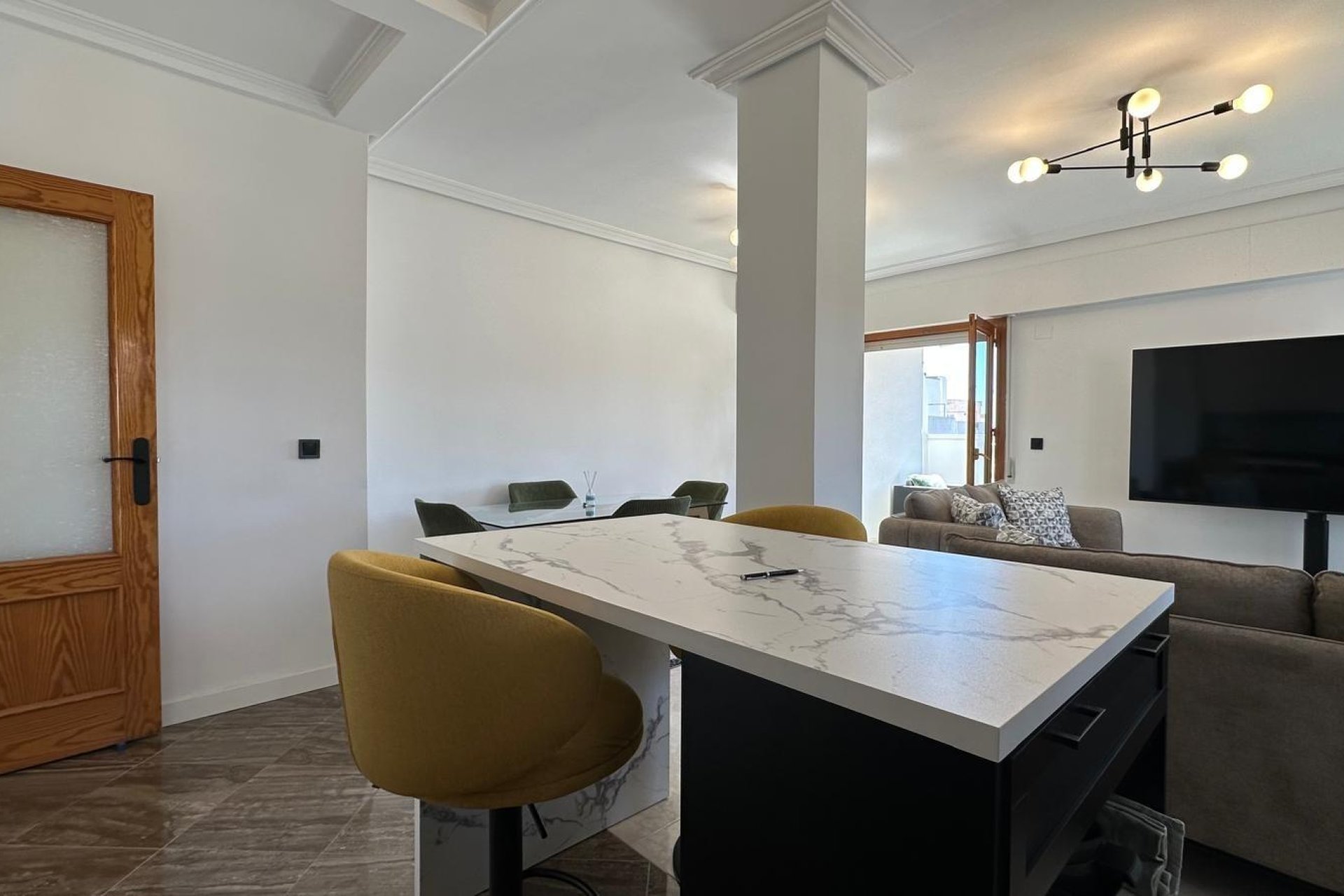 Herverkoop - Appartement -
Torrevieja - Centro