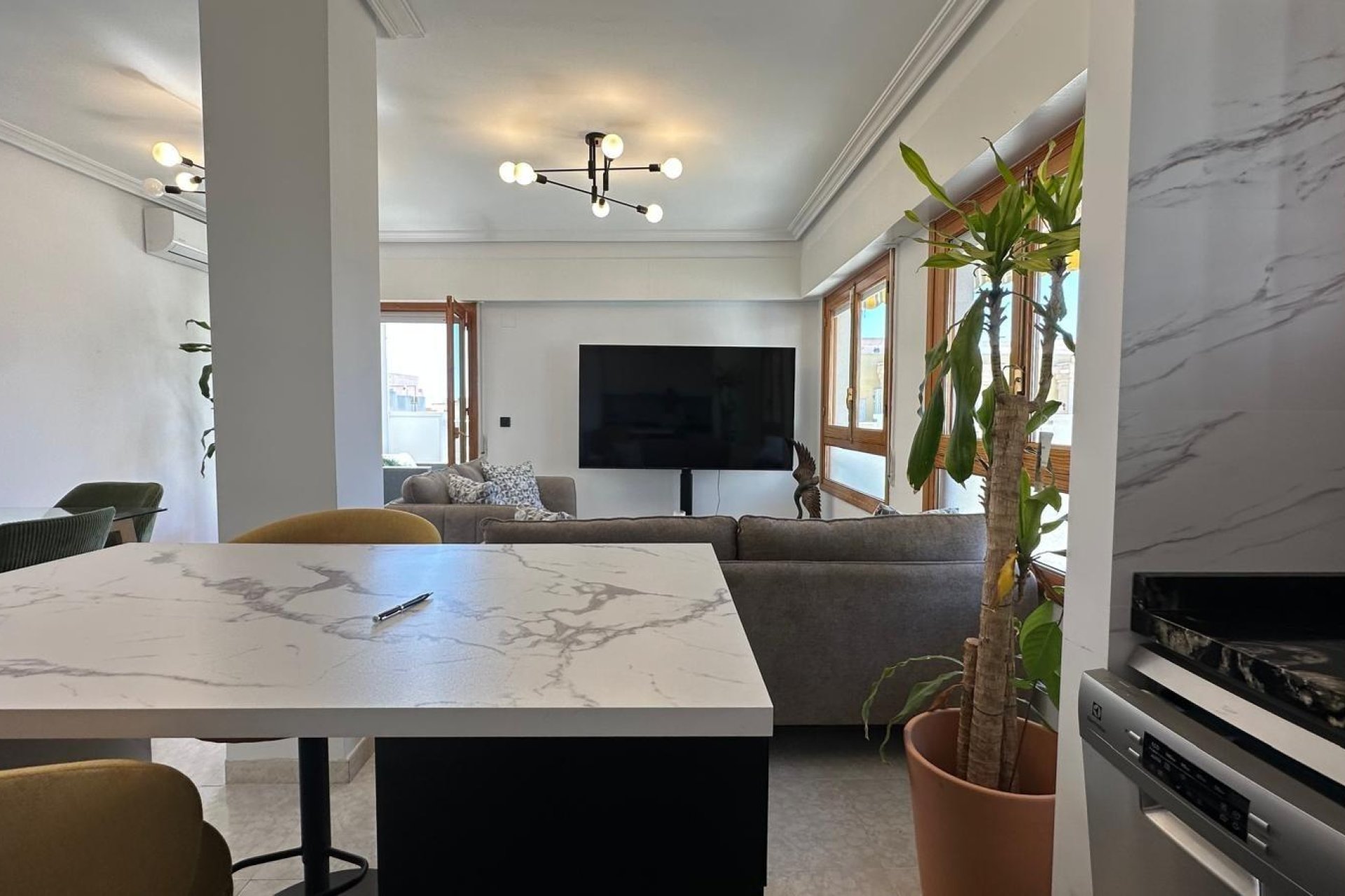 Herverkoop - Appartement -
Torrevieja - Centro